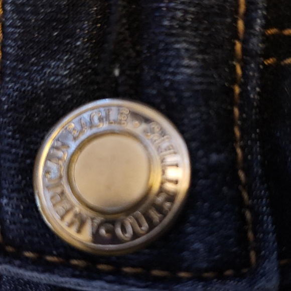 Women's Size 10 American Eagle Jean Shorts in Excellent Condition - 2 Pairs. - Picture 2 of 7